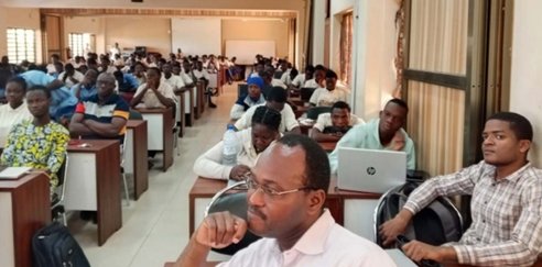 Image supplémentaire pour Le fan-club Romuald WADAGNI mobilise massivement à l’IMSP