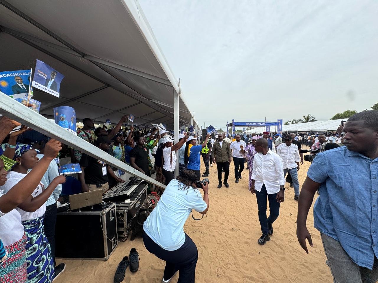 Le duo WADAGNI – TALATA accueilli en grande pompe par les mouvements de soutien