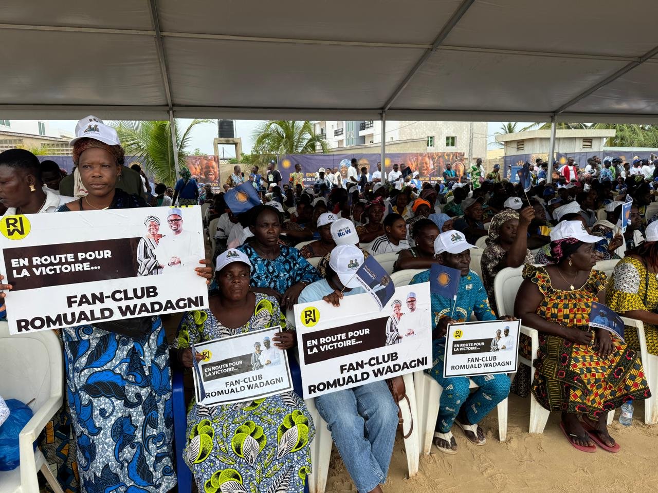 Image supplémentaire pour Le duo WADAGNI – TALATA accueilli en grande pompe par les mouvements de soutien