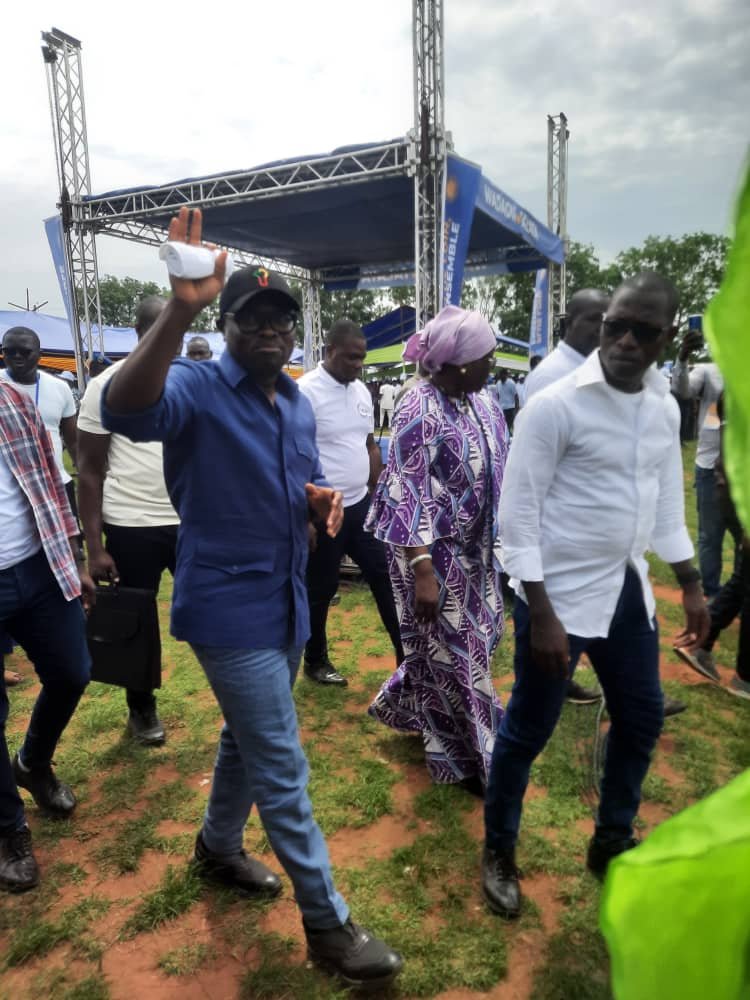 Image supplémentaire pour Le fan-club RoW et les mouvements de soutien omniprésents