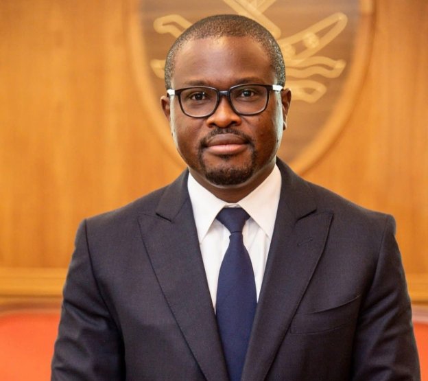 Soutiens de poids pour Wadagni