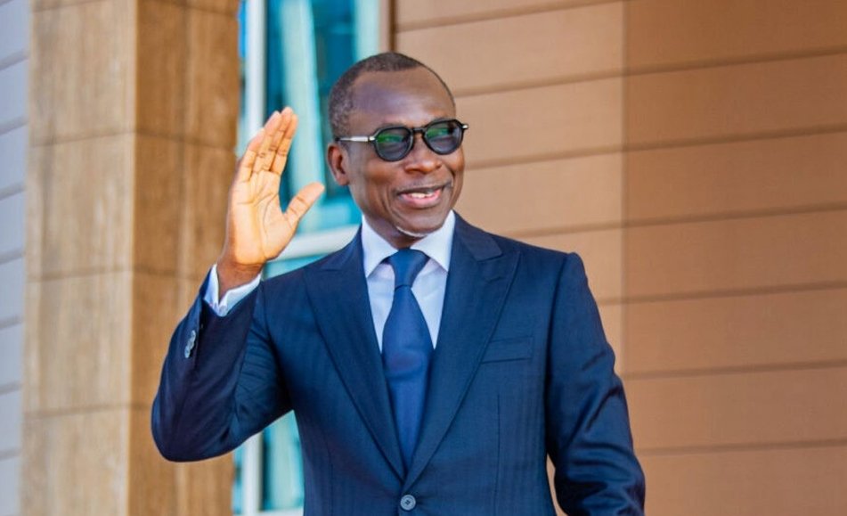 Au Bénin, une fin de mandat paisible qui fait école