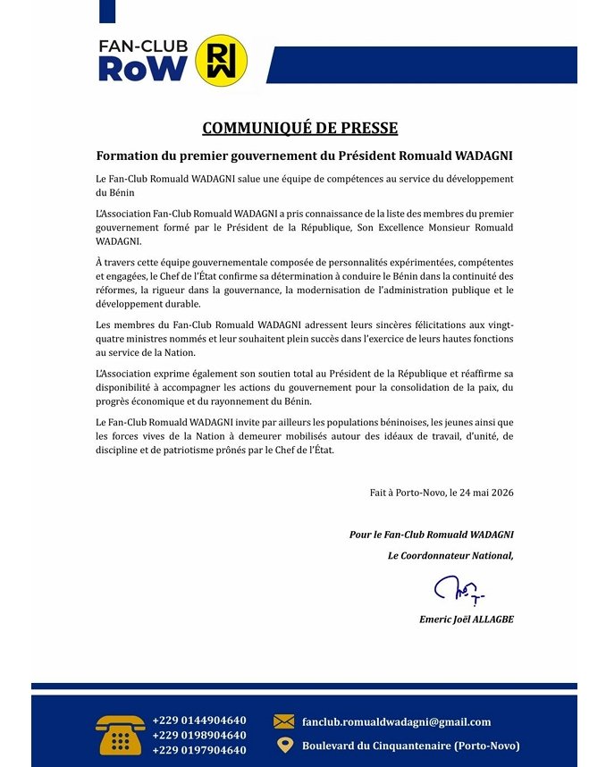 Image supplémentaire pour Le Fan-Club RoW salue une équipe de bâtisseurs