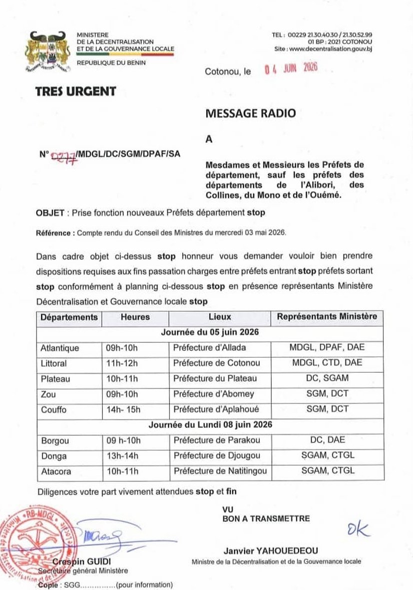Image supplémentaire pour Huit préfets entrent en fonction