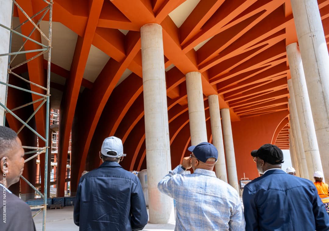 Image supplémentaire pour Djogbénou salue la qualité des travaux