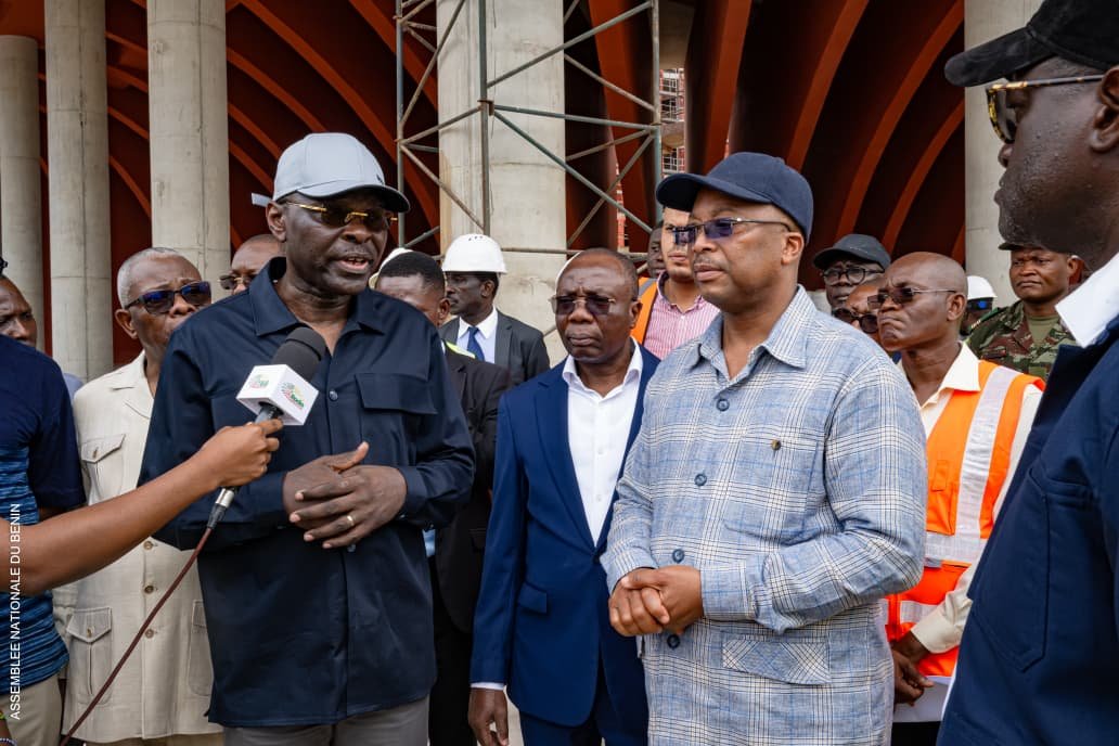Image supplémentaire pour Djogbénou salue la qualité des travaux
