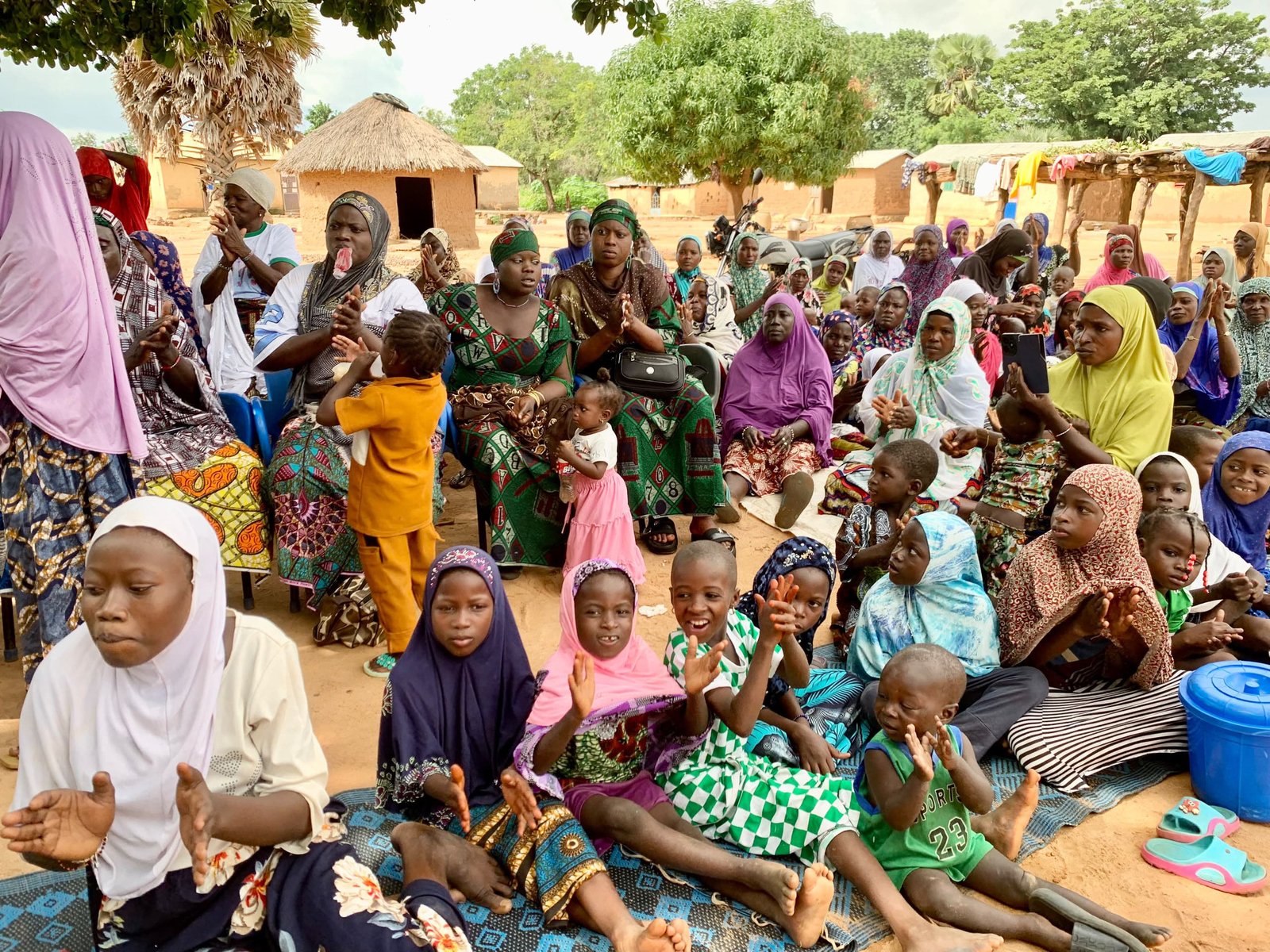 Image supplémentaire pour SALIFOU MAMAN AU SECOURS DU CAMP PEULH DE SOSSO