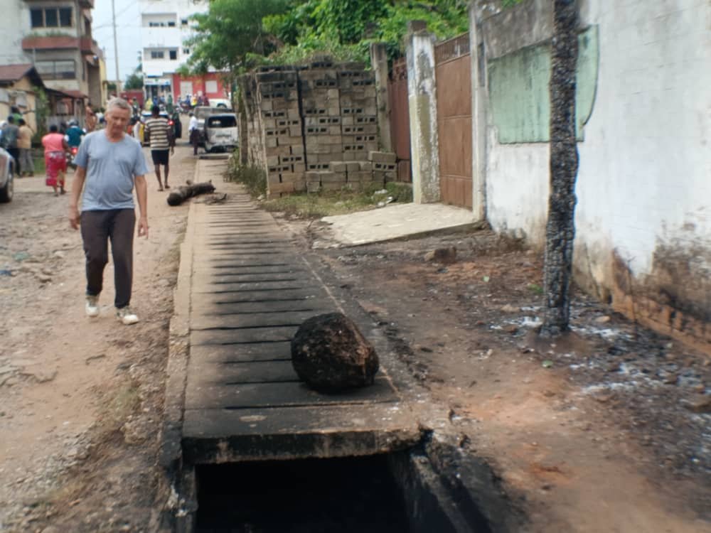 Image supplémentaire pour Un violent incendie ravage plusieurs sites à Porto-Novo