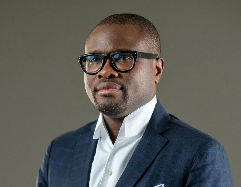 Voici le cadeau de Romuald WADAGNI pour Porto-Novo