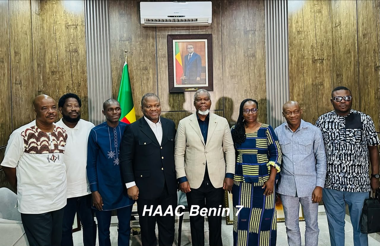 HAAC : le nouveau bureau du CNPA-Bénin expose sa vision à Édouard Loko