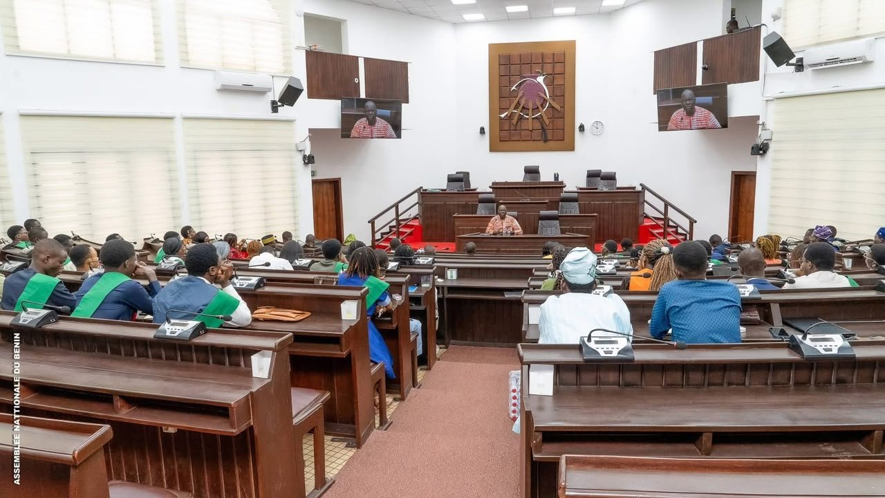 PARLEMENT DES JEUNES DU BÉNIN : GUERSCHOM AGBOWAKOUNOU APPELLE À PLUS D’ENGAGEMENT ET DE RESPONSABILITÉ