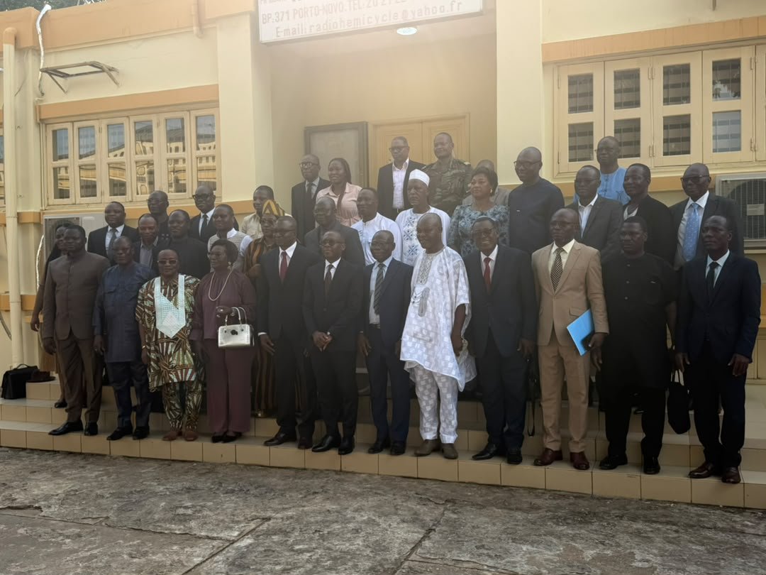 ASSEMBLÉE NATIONALE : PRISE DE FONCTION DES NOUVEAUX CM ET CT DE DJOGBENOU