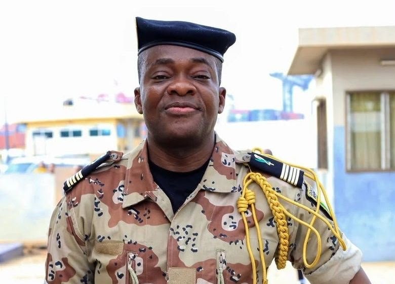 LUTTE CONTRE LA CONTREBANDE AU BÉNIN : 21 000 PAQUETS DE CIGARETTES ET DES FOURNITURES SCOLAIRES SAISIS À EKPÈ