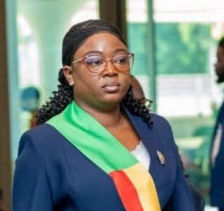 OUVERTURE HISTORIQUE DU SÉNAT : FARIDATOU ZACHARI TRAORÉ AU CŒUR D’UN TOURNANT RÉPUBLICAIN